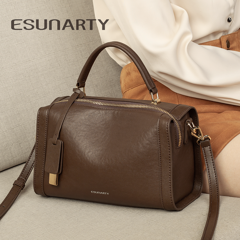 真皮枕头波士顿包包女士2025新款手提包小众高级感通勤女包斜